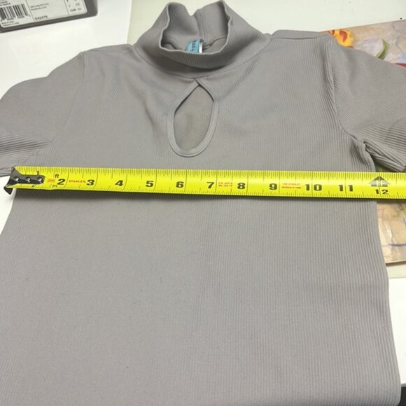 Guess micro-mini dress M stretchy - Picture 7 of 13